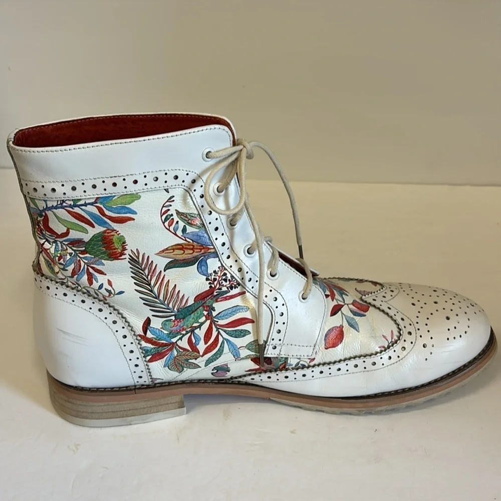 Colorsty White Leather Floral Brogue Lace Up Boots